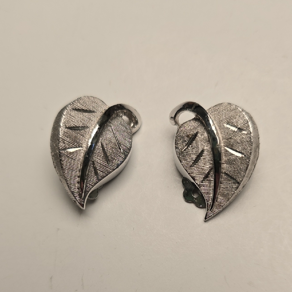 Vintage Silver Leaf Earrings
